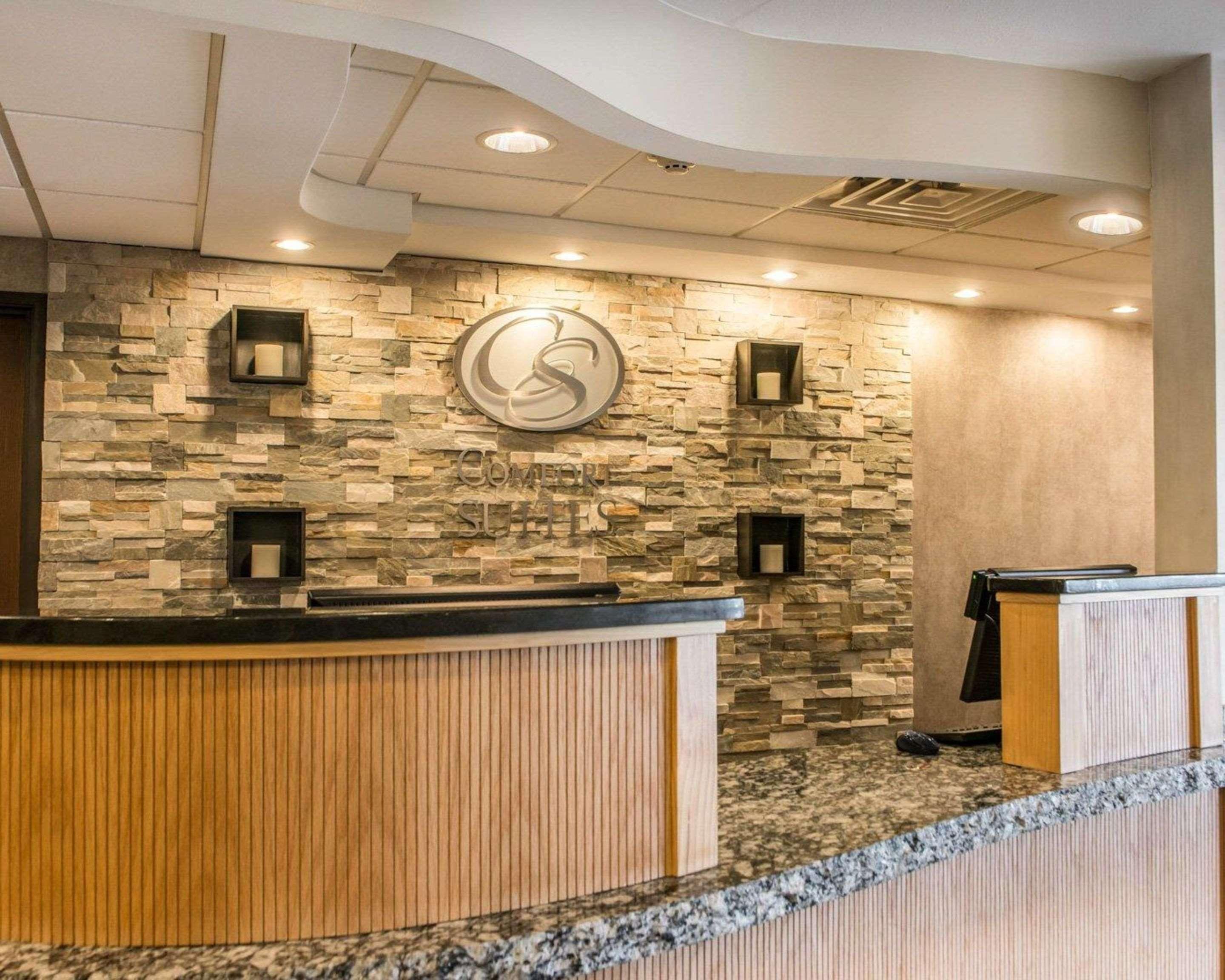 Comfort Suites Monroeville Exterior foto