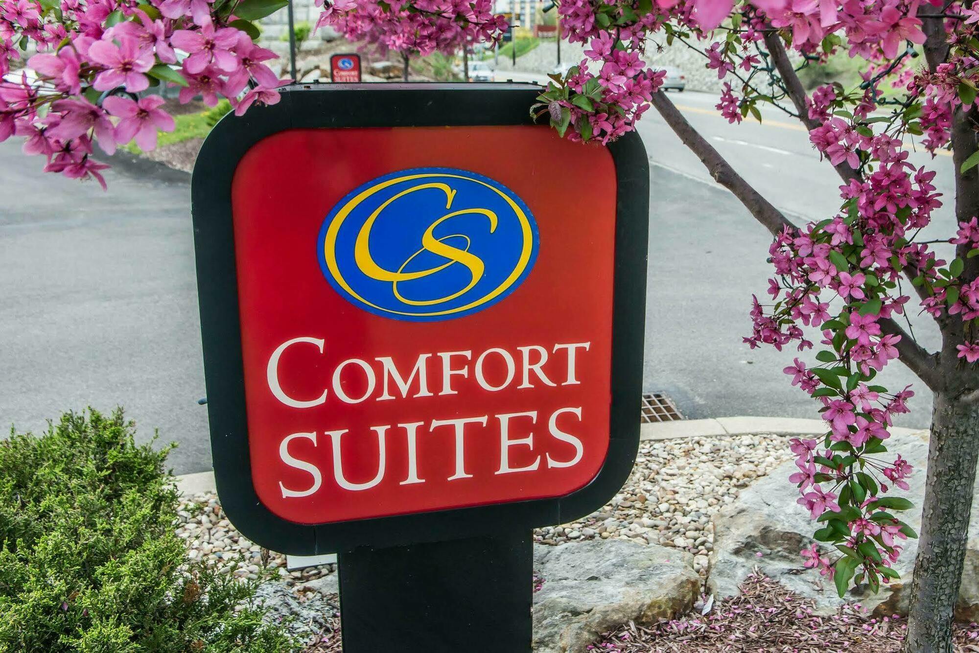 Comfort Suites Monroeville Exterior foto